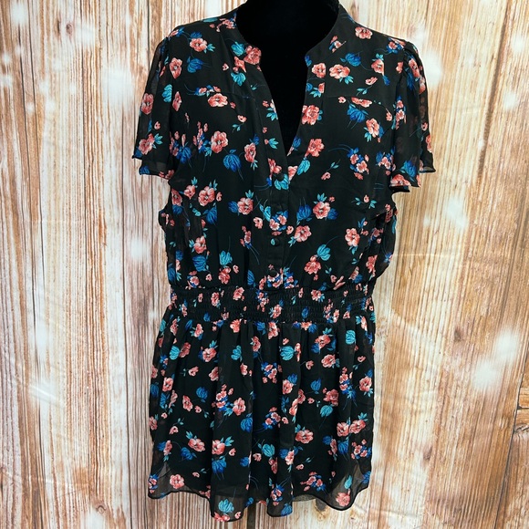 Torrid Black Sheer Floral Empire Waist Top - Picture 3 of 9
